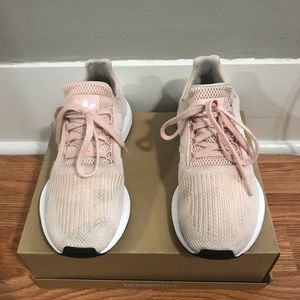 Adidas Running Shoee